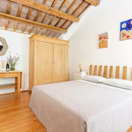 Couette-café Maeli Winery House Baone