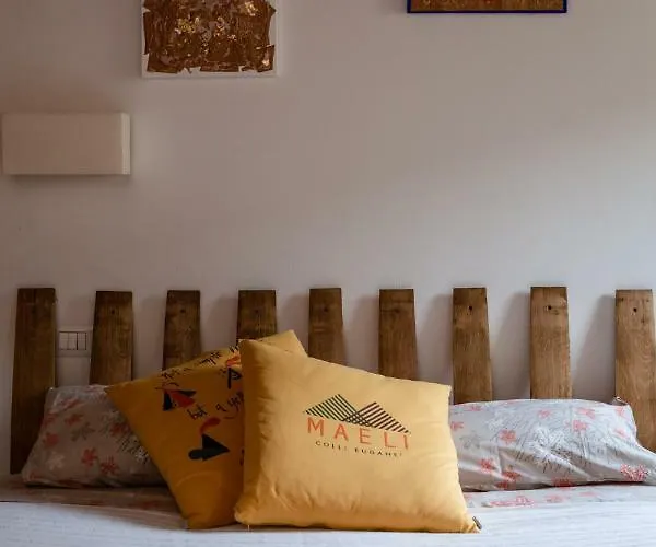 Bed & Breakfast Maeli Winery House 3*